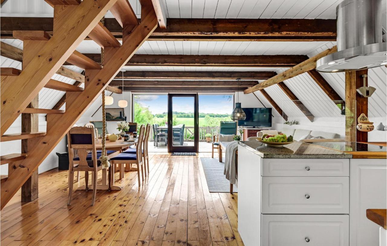 Stunning Home In Logstrup With Kitchen Екстериор снимка